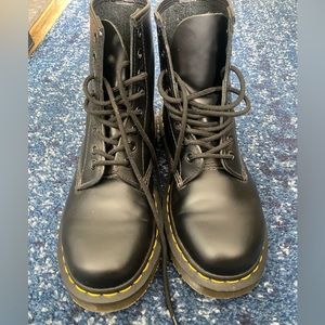 Great Condition classic doc martens